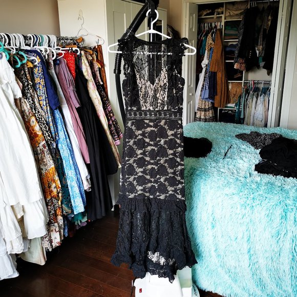 Victorian Lace Dress - Picture 1 of 8